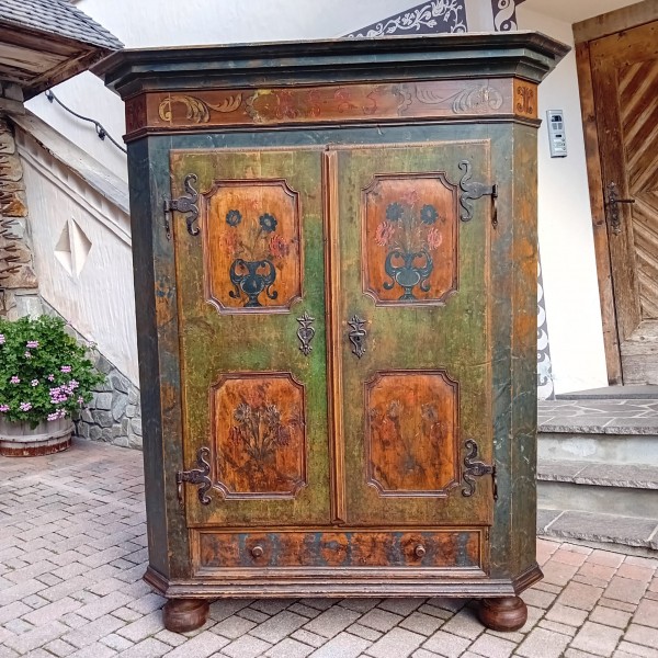 Armadio dipinto Cod. 3440