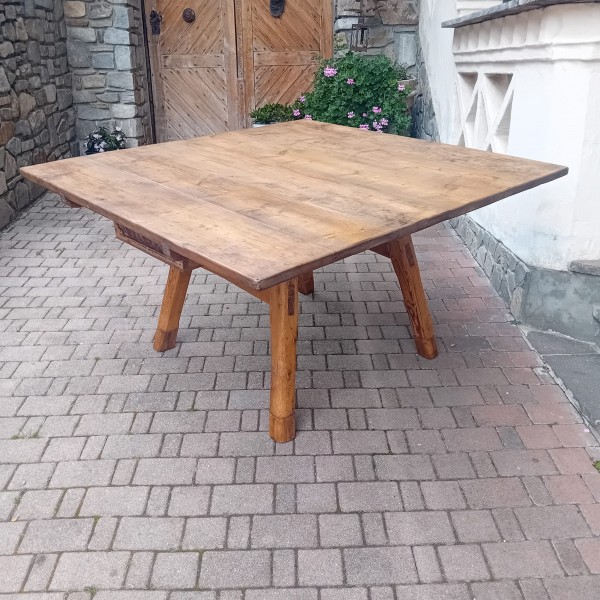 Tavolo quadrato Cod. 3437